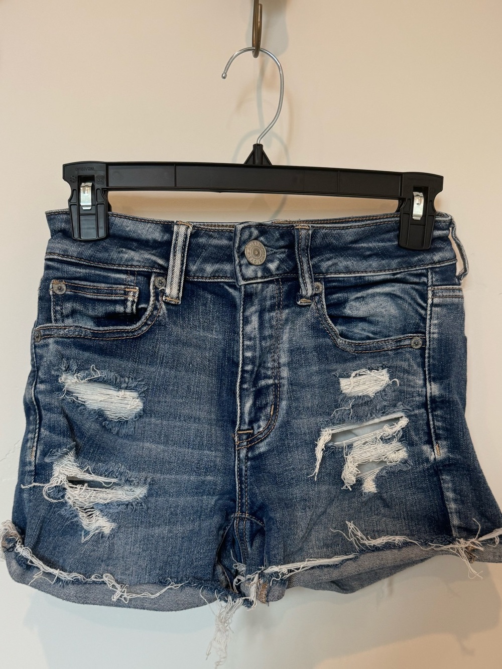 American Eagle Distressed Dark Blue Denim Women’s Shorts